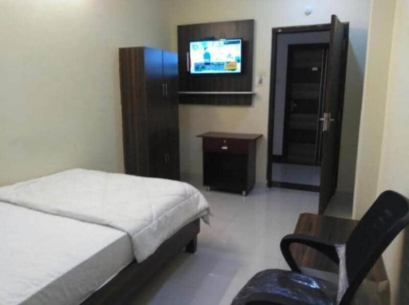 Oyo Flagship 80855 Hotel R Grand Vijayawāda Екстериор снимка