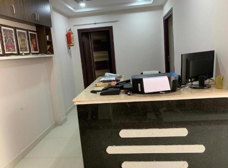 Oyo Flagship 80855 Hotel R Grand Vijayawāda Екстериор снимка
